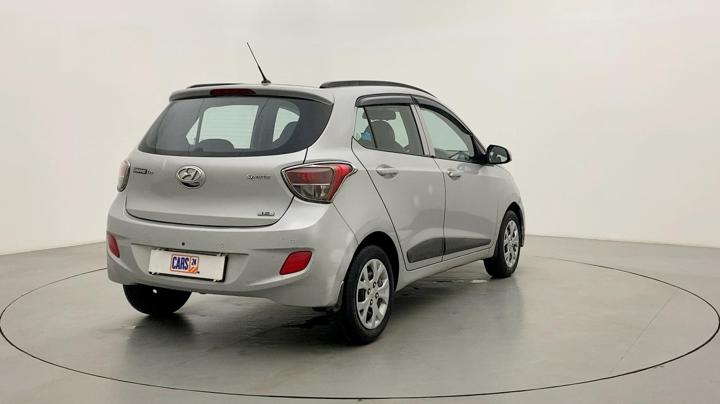 2016 Hyundai Grand i10 SPORTZ 1.2 KAPPA VTVT, Petrol, Manual, 31,109 km, Right Back Diagonal