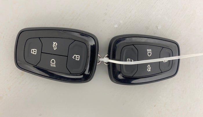 2023 Tata ALTROZ XZA PLUS DARK EDTION, Petrol, Automatic, 22,533 km, Key Close Up