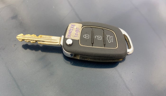 2022 Hyundai GRAND I10 NIOS SPORTZ 1.2 KAPPA VTVT CNG, CNG, Manual, 35,094 km, Key Close Up