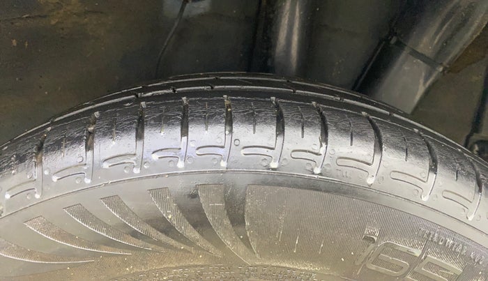 2022 Hyundai GRAND I10 NIOS SPORTZ 1.2 KAPPA VTVT CNG, CNG, Manual, 35,094 km, Left Rear Tyre Tread