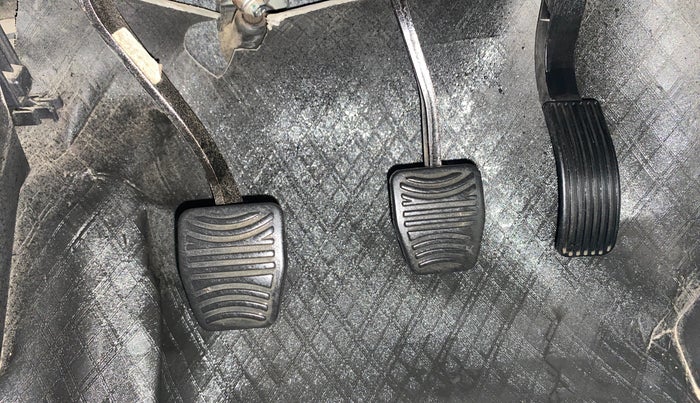 2019 Mahindra XUV500 W5, Diesel, Manual, 39,904 km, Pedals