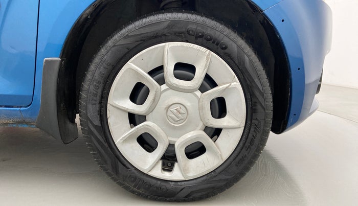 2017 Maruti IGNIS DELTA 1.2 AMT, Petrol, Automatic, 73,931 km, Right Front Wheel