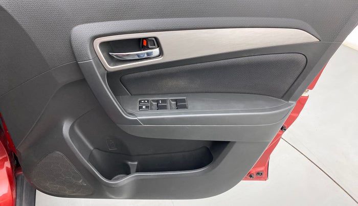 2017 Maruti Vitara Brezza ZDI, Diesel, Manual, 80,561 km, Driver Side Door Panels Control
