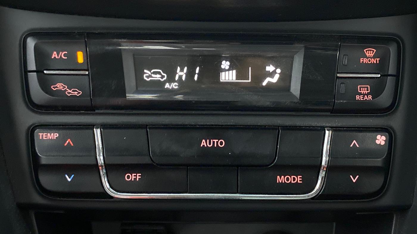 2017 Maruti Vitara Brezza ZDI, Diesel, Manual, 80,561 km, Automatic Climate Control