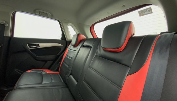2017 Maruti Vitara Brezza ZDI, Diesel, Manual, 80,561 km, Right Side Rear Door Cabin