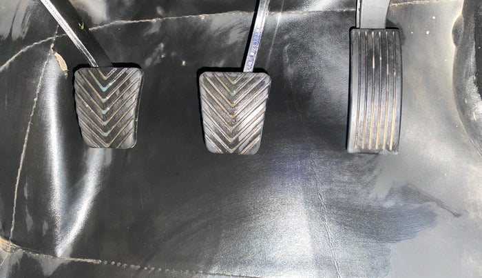 2022 Hyundai NEW I20 ASTA 1.2 MT, Petrol, Manual, 32,403 km, Pedals