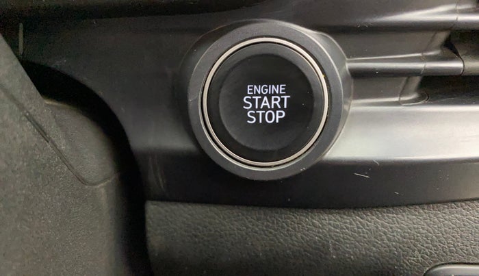 2022 Hyundai NEW I20 ASTA 1.2 MT, Petrol, Manual, 32,403 km, Keyless Start/ Stop Button