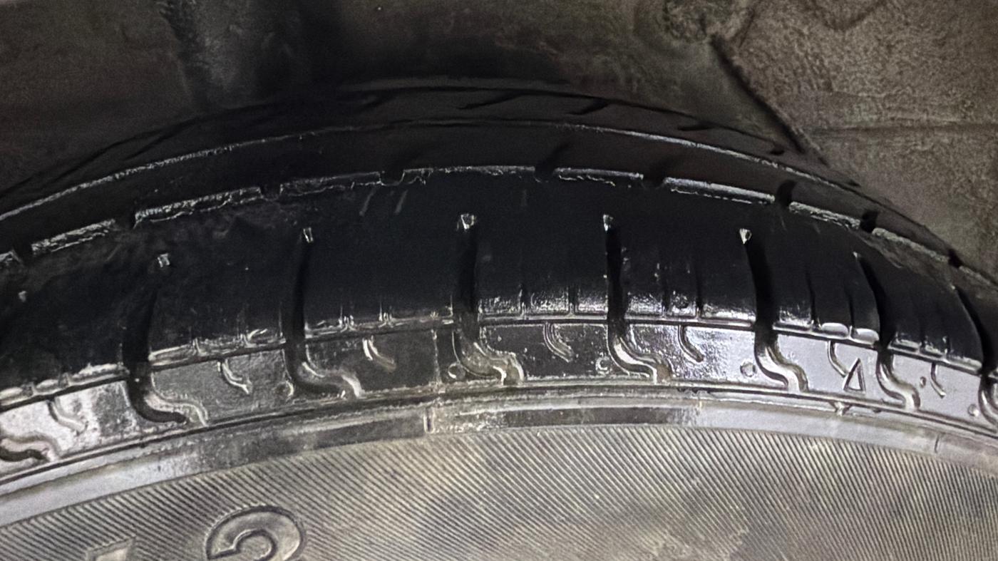 2019 Maruti Celerio VXI AMT, CNG, Automatic, 66,387 km, Right Rear Tyre Tread