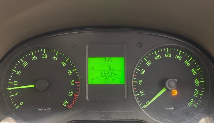 2013 Skoda Rapid 1.6 TDI MT AMBITION PLUS, Diesel, Manual, 86,240 km, Odometer Image