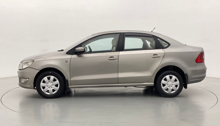 2013 Skoda Rapid 1.6 TDI MT AMBITION PLUS, Diesel, Manual, 86,240 km, Left Side