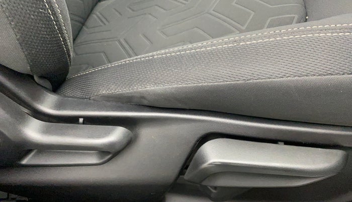 2020 Tata NEXON XZ+ 1.2, Petrol, Manual, 13,440 km, Driver Side Adjustment Panel