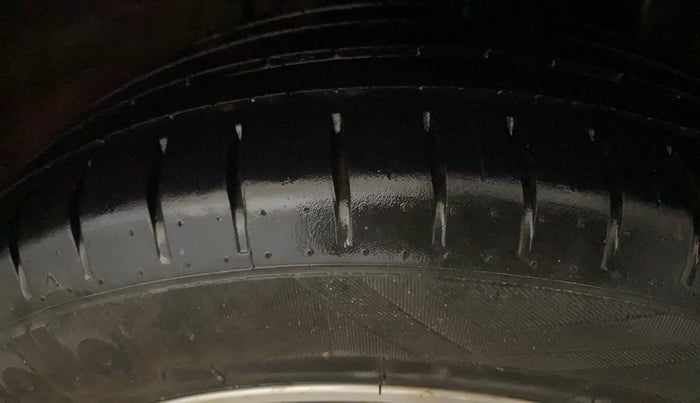 2015 Hyundai Elite i20 ASTA 1.2, Petrol, Manual, 85,226 km, Left Rear Tyre Tread