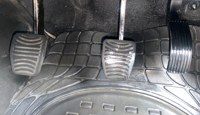 2021 Mahindra Thar LX HARD TOP 4WD MT, Diesel, Manual, 65,089 km, Pedals