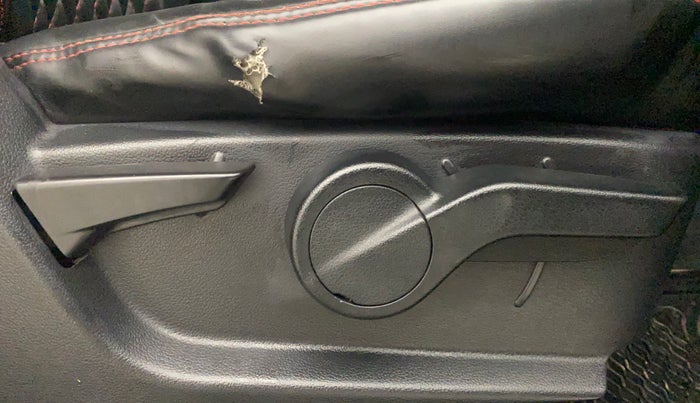 2021 Mahindra Thar LX HARD TOP 4WD MT, Diesel, Manual, 65,089 km, Driver Side Adjustment Panel