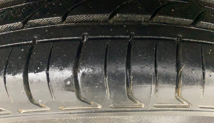 2019 Honda Jazz 1.2L I-VTEC V, Petrol, Manual, 44,514 km, Left Front Tyre Tread