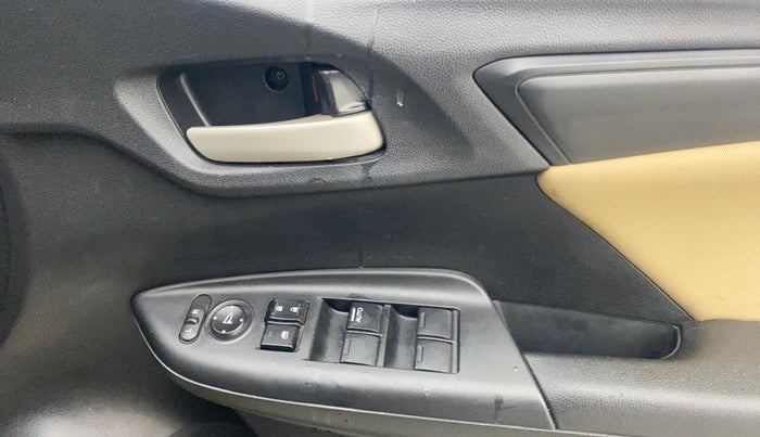 2019 Honda Jazz 1.2L I-VTEC V, Petrol, Manual, 44,514 km, Driver Side Door Panels Control