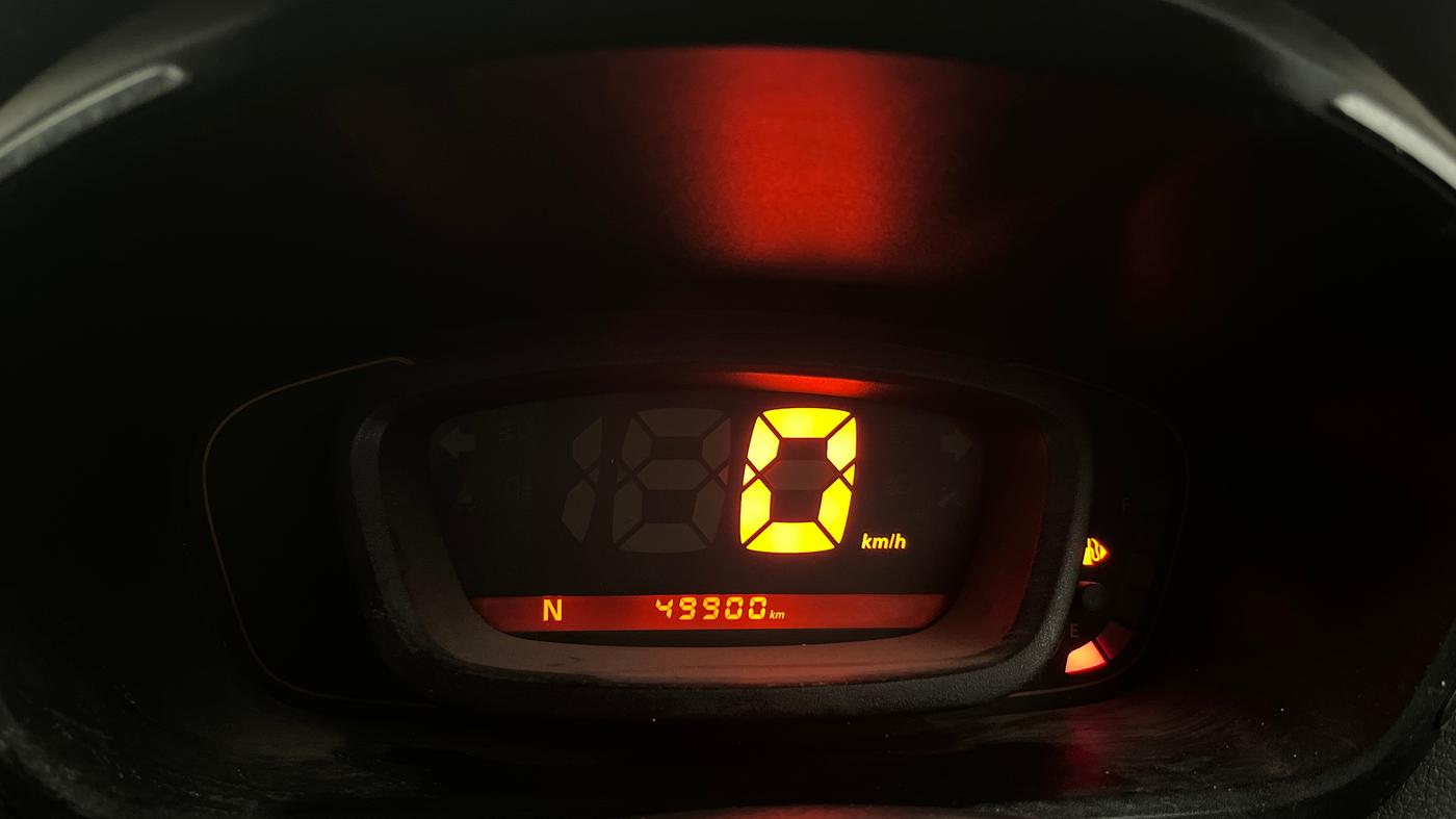 2016 Renault Kwid RXT 1.0 AMT (O), Petrol, Automatic, 49,868 km, Odometer Image