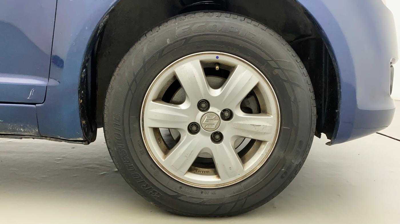2010 Maruti Swift Dzire ZXI, Petrol, Manual, 97,622 km, Right Front Wheel