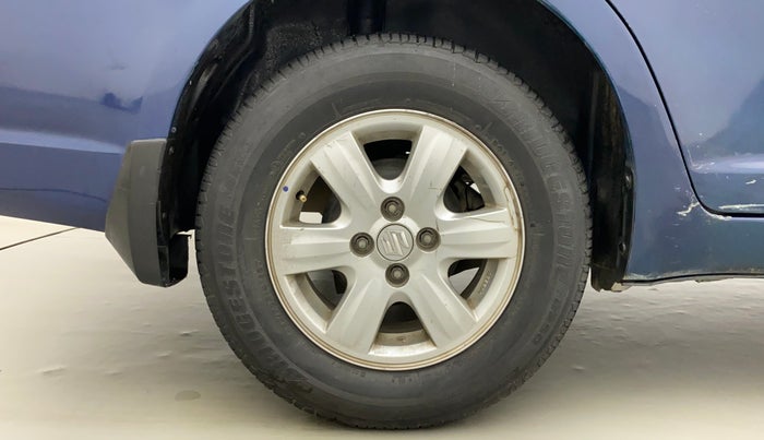 2010 Maruti Swift Dzire ZXI, Petrol, Manual, 97,622 km, Right Rear Wheel