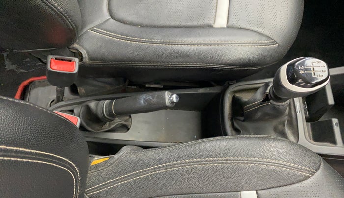 2023 Renault Kwid CLIMBER MT 1.0, Petrol, Manual, 22,690 km, Gear Lever