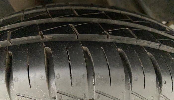 2021 Datsun Redi Go A, Petrol, Manual, 6,264 km, Right Rear Tyre Tread