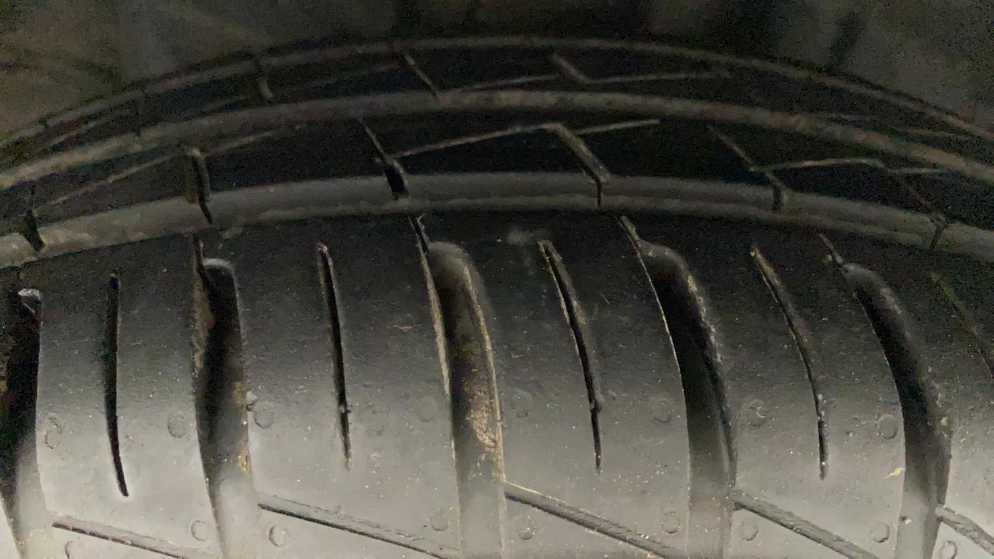 2021 Datsun Redi Go A, Petrol, Manual, 6,264 km, Right Front Tyre Tread