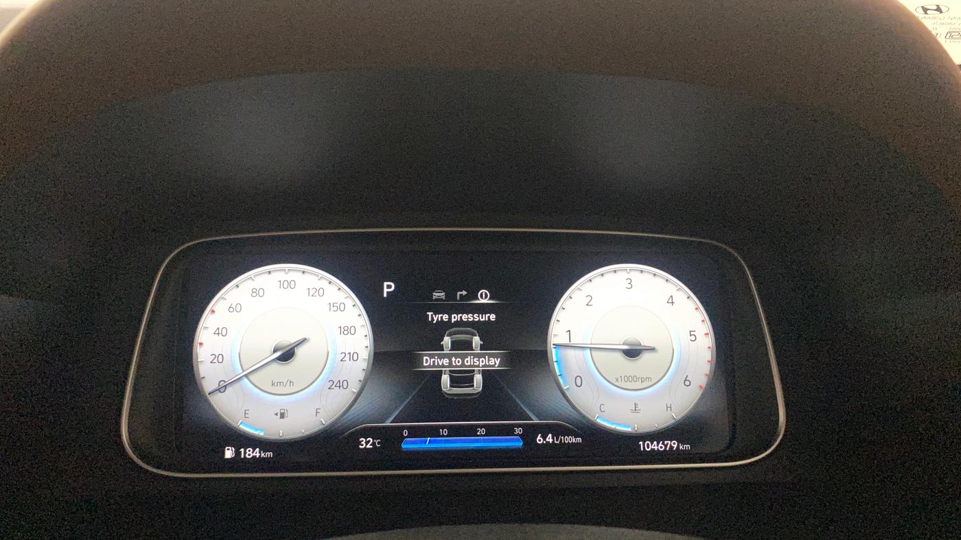 2021 Hyundai ALCAZAR PLATINUM(O) 6STR 1.5 AT, Diesel, Automatic, 1,04,677 km, Odometer Image