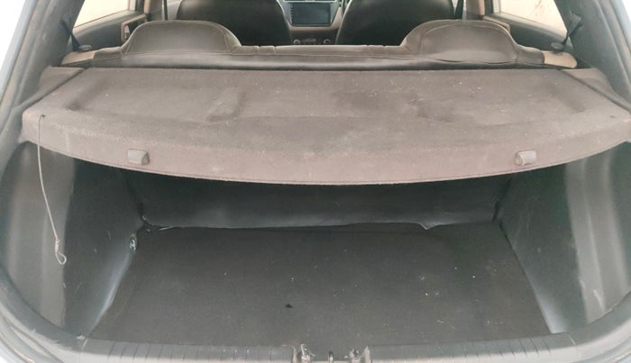 2018 Hyundai Elite i20 ASTA 1.2, Petrol, Manual, 34,357 km, Boot Inside