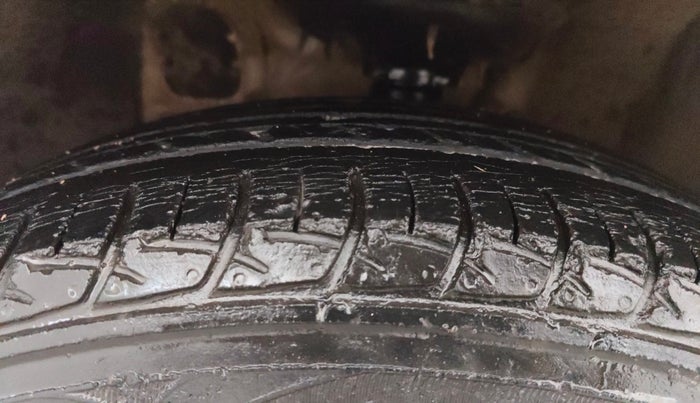 2018 Hyundai Elite i20 ASTA 1.2, Petrol, Manual, 34,357 km, Left Front Tyre Tread