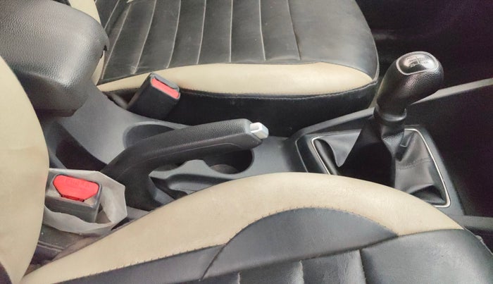 2018 Hyundai Elite i20 ASTA 1.2, Petrol, Manual, 34,357 km, Gear Lever