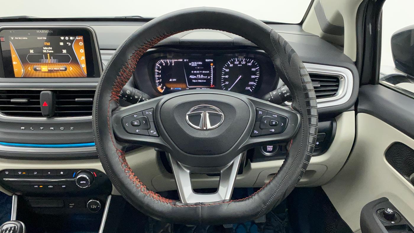 2021 Tata ALTROZ XZ PETROL, Petrol, Manual, 28,644 km, Steering Wheel Close Up