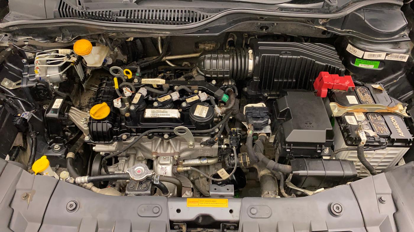 2021 Tata ALTROZ XZ PETROL, Petrol, Manual, 28,644 km, Open Bonet