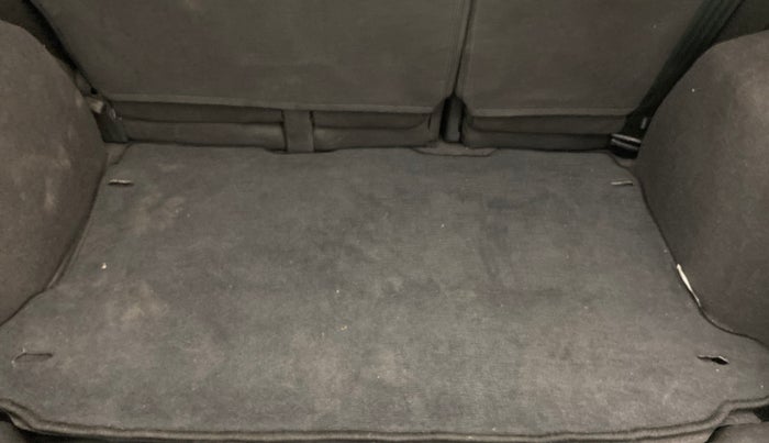 2015 Ford Ecosport TITANIUM+ 1.5L DIESEL, Diesel, Manual, 1,06,174 km, Boot Inside