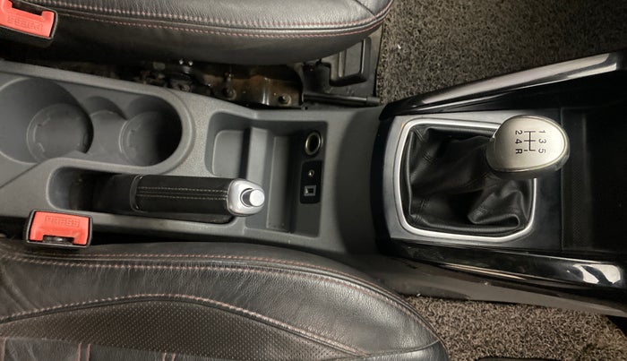 2015 Ford Ecosport TITANIUM+ 1.5L DIESEL, Diesel, Manual, 1,06,174 km, Gear Lever