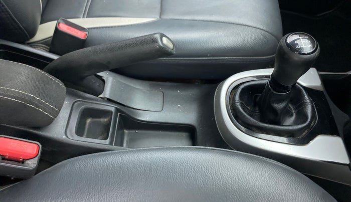 2018 Honda WR-V 1.2L I-VTEC VX MT, Petrol, Manual, 67,230 km, Gear Lever