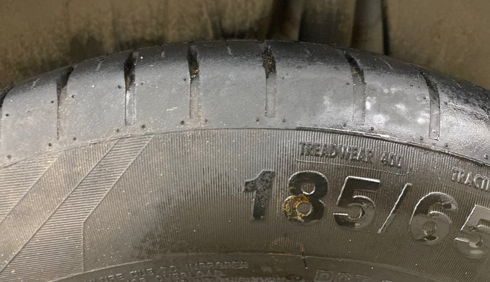 2022 Maruti Swift ZXI, Petrol, Manual, 34,212 km, Left Rear Tyre Tread