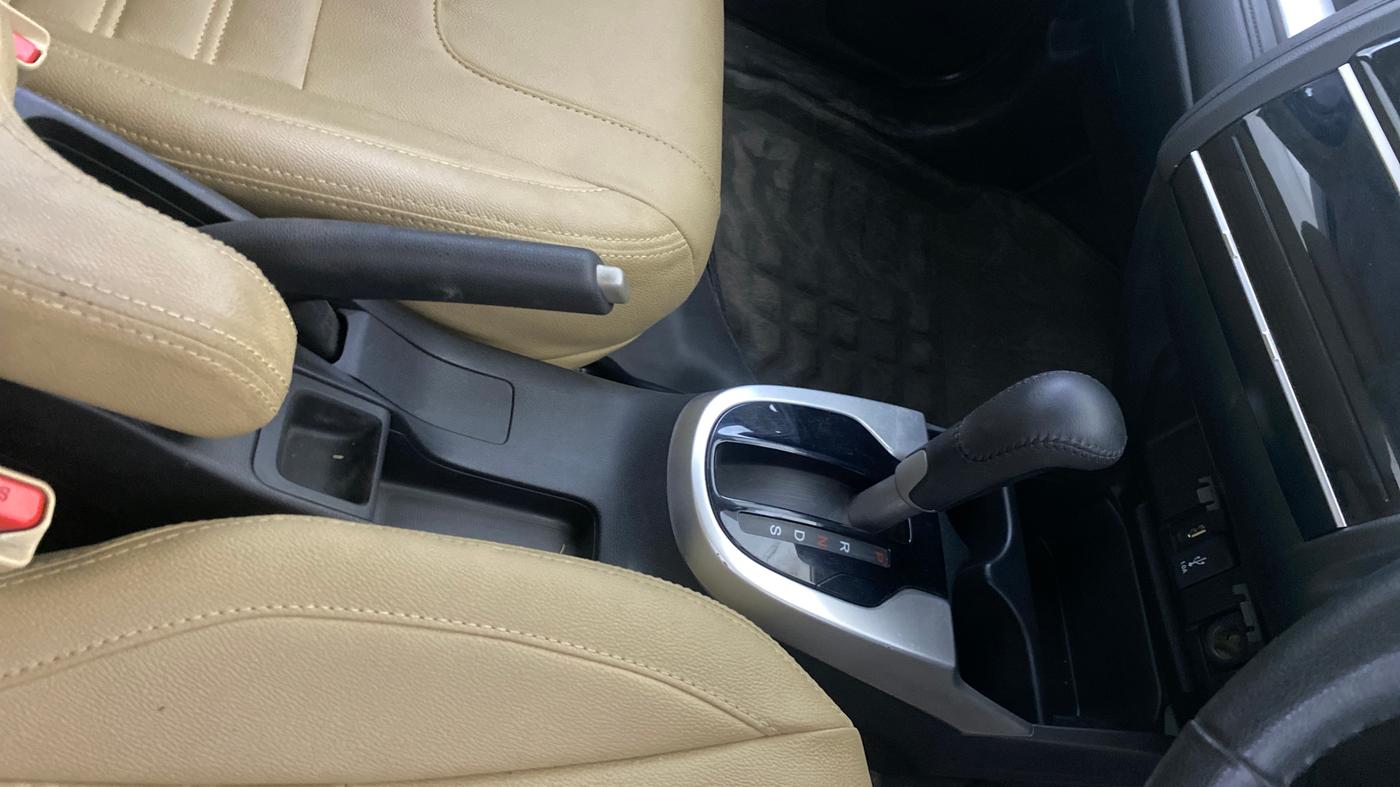 2021 Honda Jazz 1.2L I-VTEC ZX CVT, Petrol, Automatic, 15,986 km, Gear Lever