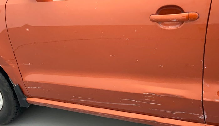 2015 Volkswagen Polo TRENDLINE 1.2L PETROL, Petrol, Manual, 84,433 km, Front passenger door - Slightly dented