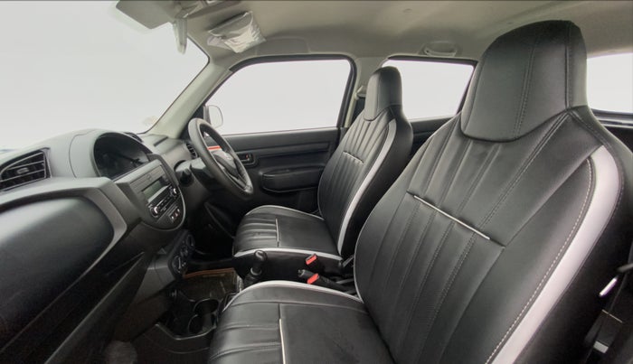 2021 Maruti S PRESSO VXI (O) CNG, CNG, Manual, 4,045 km, Right Side Front Door Cabin