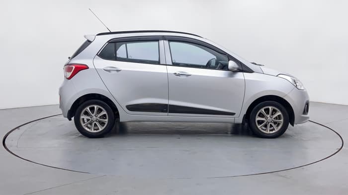 2016 Hyundai Grand i10 ASTA 1.2 (O) VTVT, Petrol, Manual, 29,603 km, Right Side View