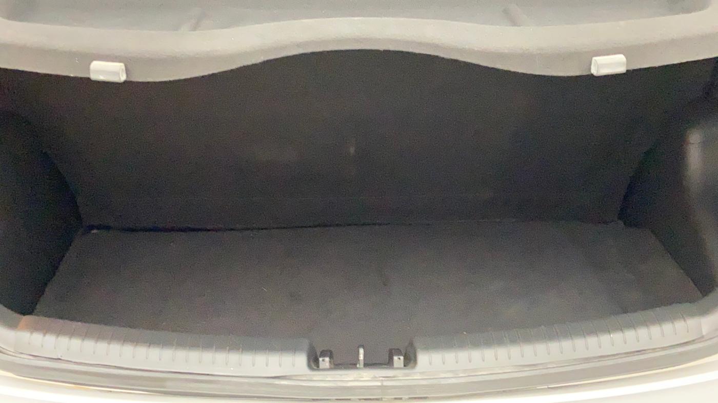 2016 Hyundai Grand i10 ASTA 1.2 (O) VTVT, Petrol, Manual, 29,603 km, Boot Inside View
