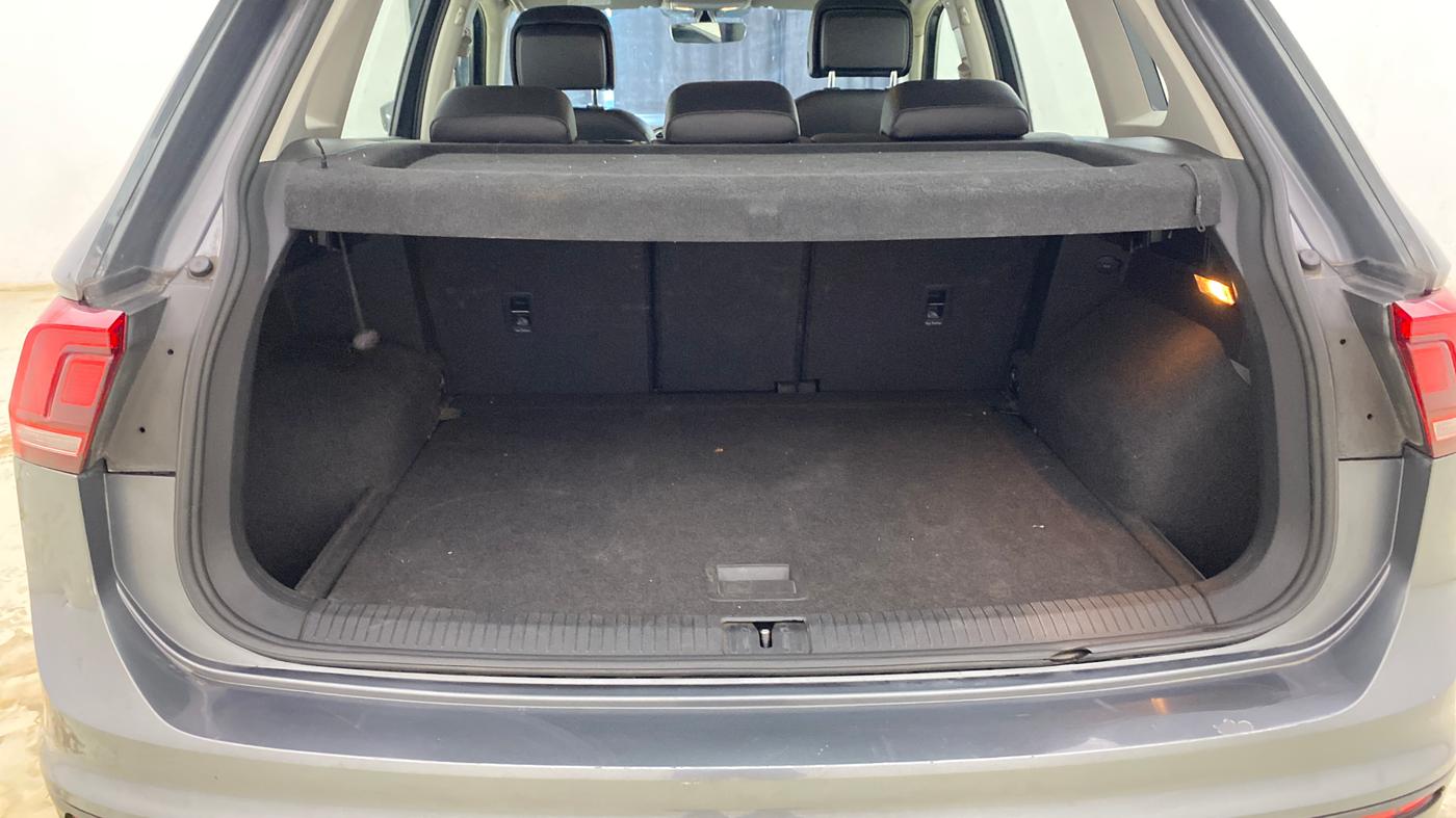 2018 Volkswagen TIGUAN COMFORTLINE TDI AT, Diesel, Automatic, 1,33,306 km, Boot Inside