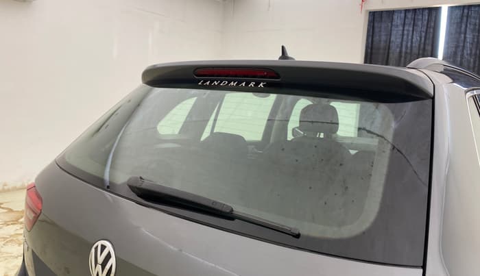 2018 Volkswagen TIGUAN COMFORTLINE TDI AT, Diesel, Automatic, 1,33,204 km, Rear Wiper