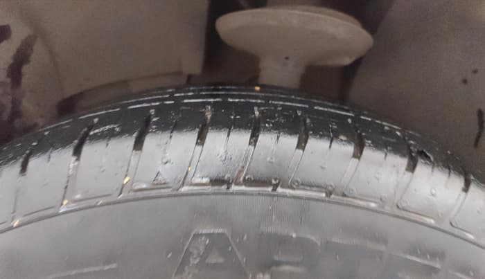 2021 Renault Duster RXZ 1.5 PETROL MT, Petrol, Manual, 44,227 km, Left Front Tyre Tread