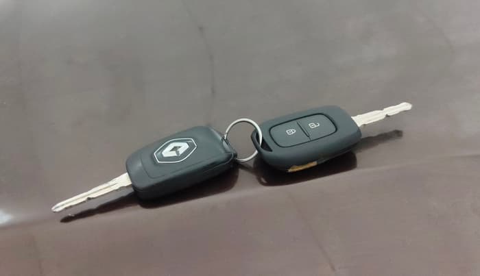 2021 Renault Duster RXZ 1.5 PETROL MT, Petrol, Manual, 44,227 km, Key Close Up
