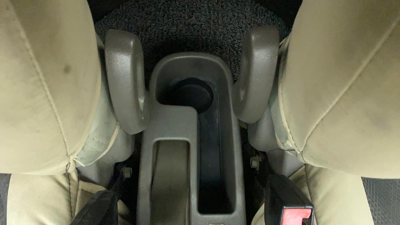 2011 Hyundai i10 MAGNA 1.1, Petrol, Manual, 1,24,749 km, Driver Side Adjustment Panel