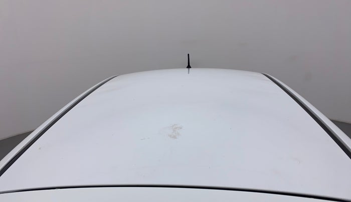 2011 Hyundai i10 MAGNA 1.1, Petrol, Manual, 1,24,749 km, Roof - Slightly dented