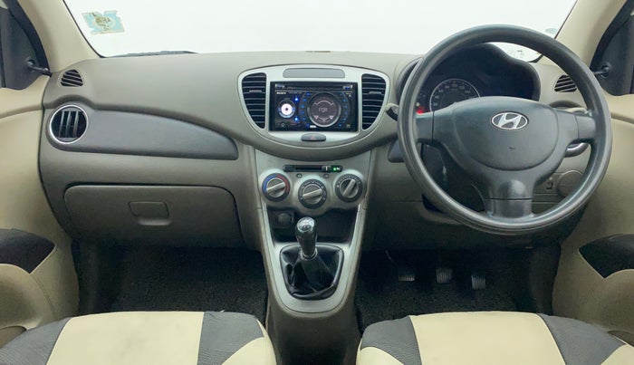 2011 Hyundai i10 MAGNA 1.1, Petrol, Manual, 1,24,749 km, Dashboard