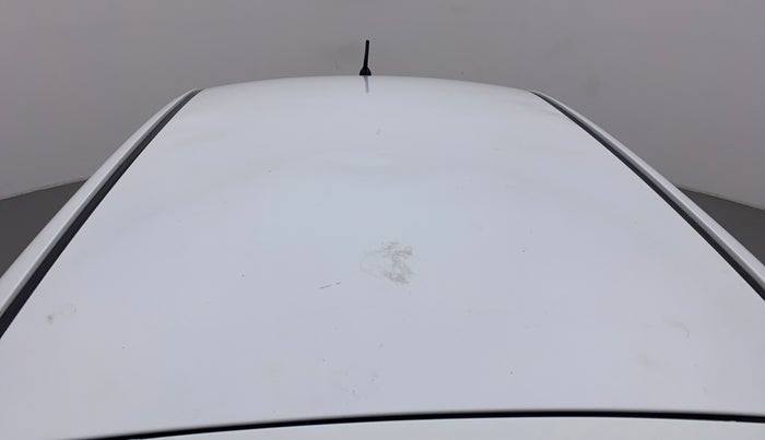 2011 Hyundai i10 MAGNA 1.1, Petrol, Manual, 1,24,749 km, Roof - <3 inch diameter