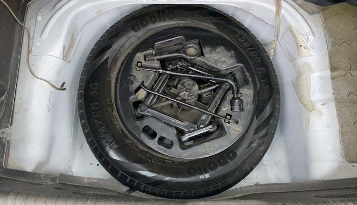 2011 Hyundai i10 MAGNA 1.1, Petrol, Manual, 1,24,749 km, Spare Tyre